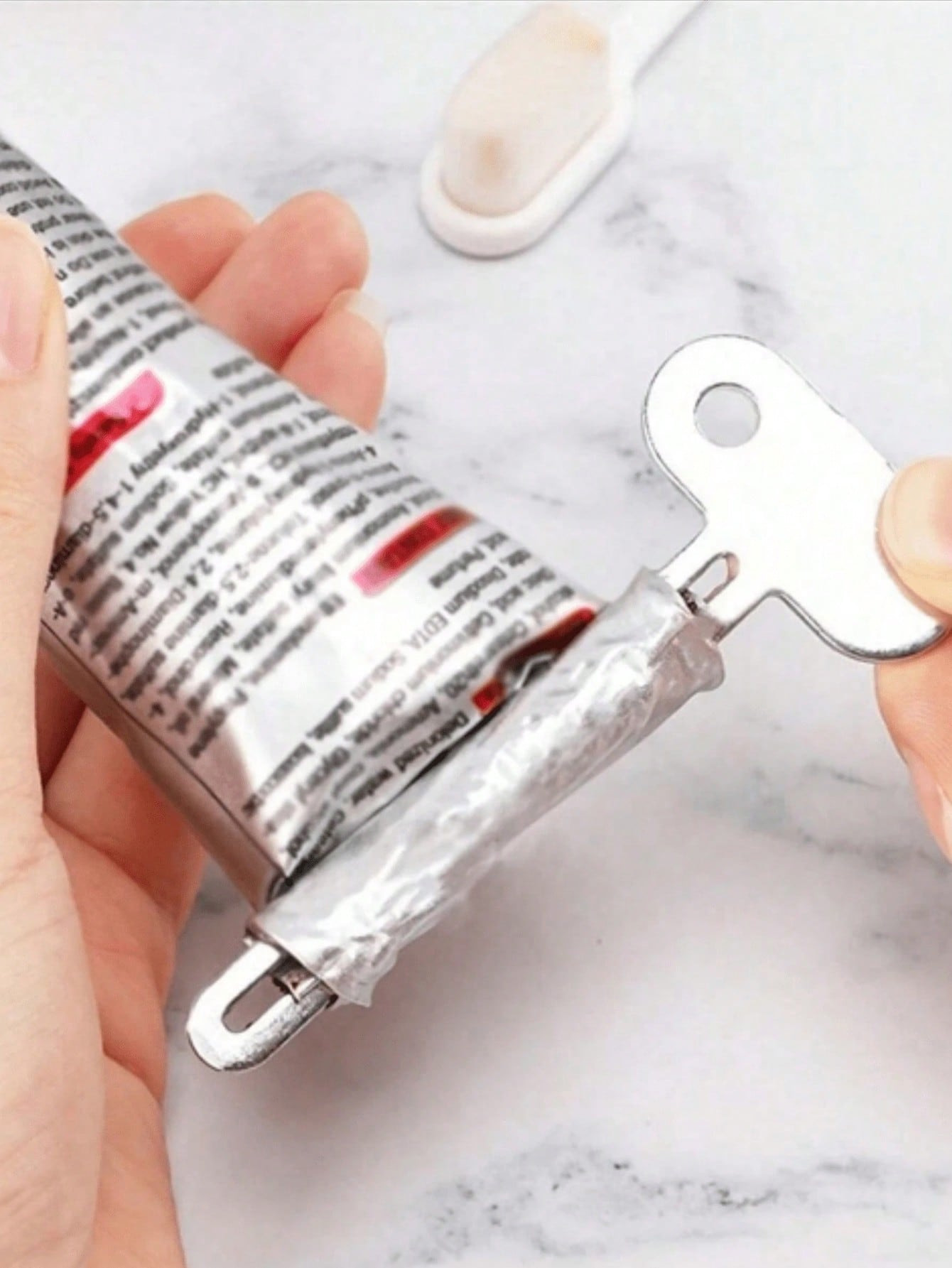 Home Essentials Bathroom Organizer - Paquete de 2 exprimidores de pasta
